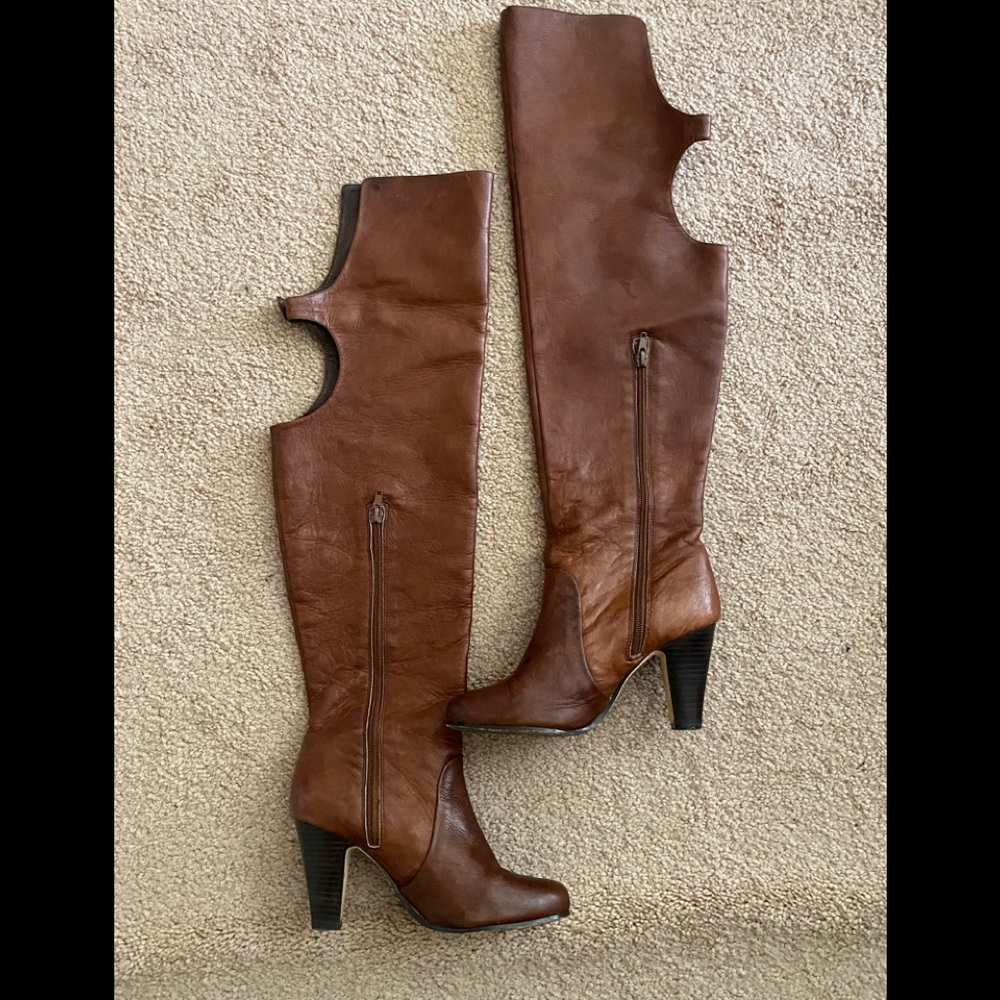 DOLCE VITA brown leather boots & shoe bag